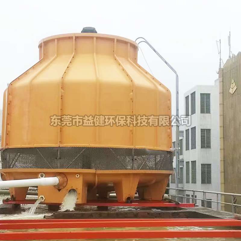 圓形冷卻水塔